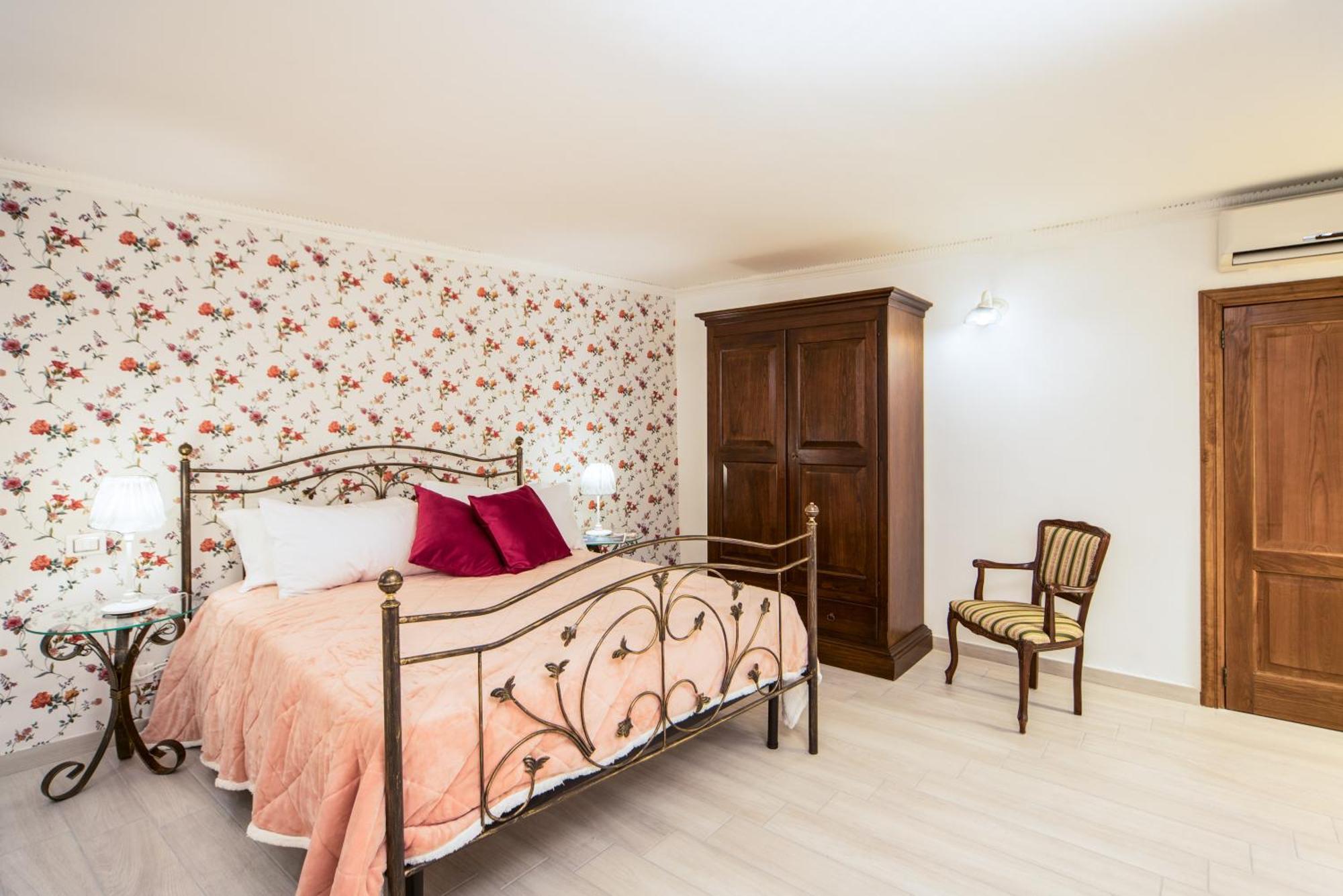 La Casa Di Assunta Naples Historical Centre Apartment Екстериор снимка